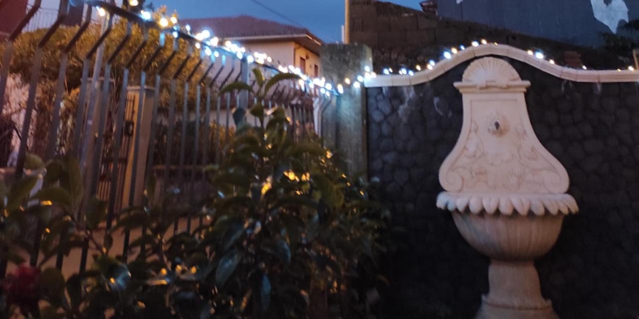 Apartamento La Pigna Dell'Etna Nicolosi Exterior foto